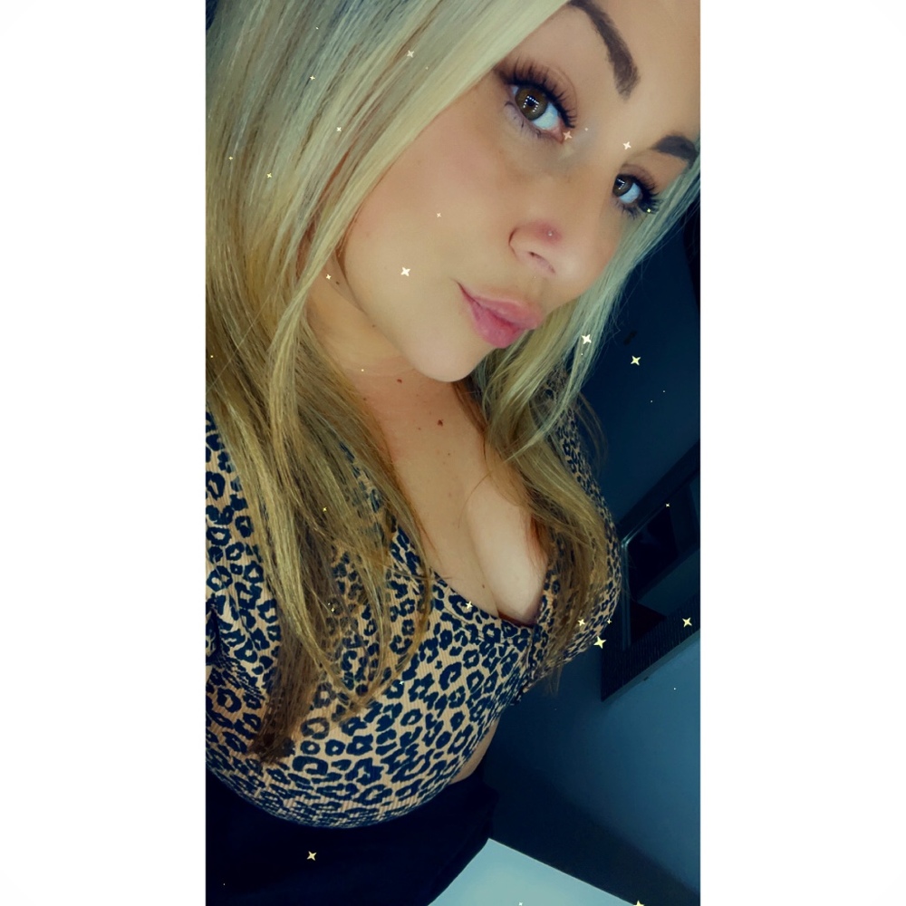 Meet your Posher, Nicole